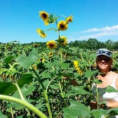 Profile Picture of Pamela Weimer (@pamela_weimer) on Twitter