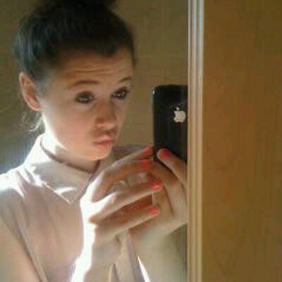 Profile Picture of Amie Louise Reid (@amie_louise4) on Twitter