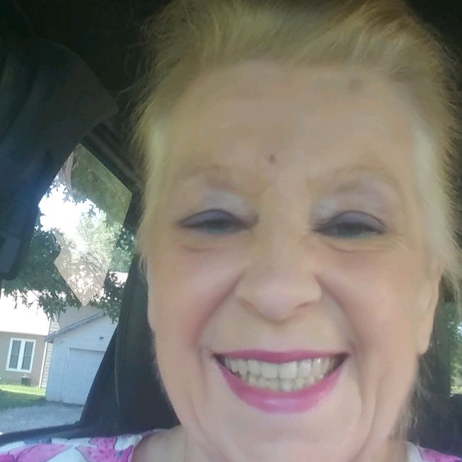 Profile Picture of jeannettebaran (@jeannettebaran) on Tiktok