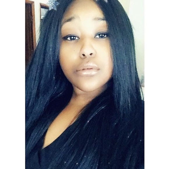 Profile Picture of Kia Roberts (@maikeia23) on Poshmark