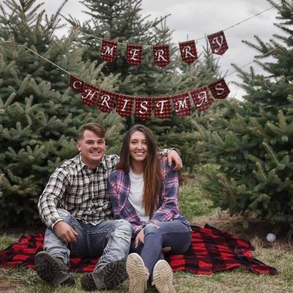 Hannah Follman - Poshmark Profile Picture of Hannah Follman (@hannah_follman) on Poshmark