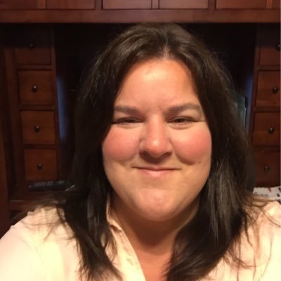 Profile Picture of Lisa Sova (@LisaSova1) on Twitter