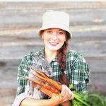 Profile Picture of Юлия Торосян | Siberian Wellness (@__vesnushka__lulu) on Instagram