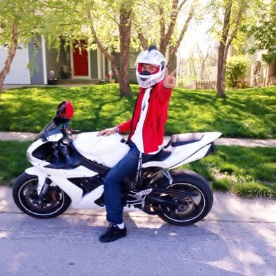 Profile Picture of Mike Nguyen (@Dopest_Glockz) on Twitter