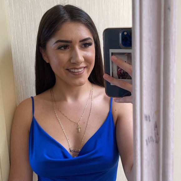 Profile Picture of Lorena Del toro (@dtlori34) on Poshmark