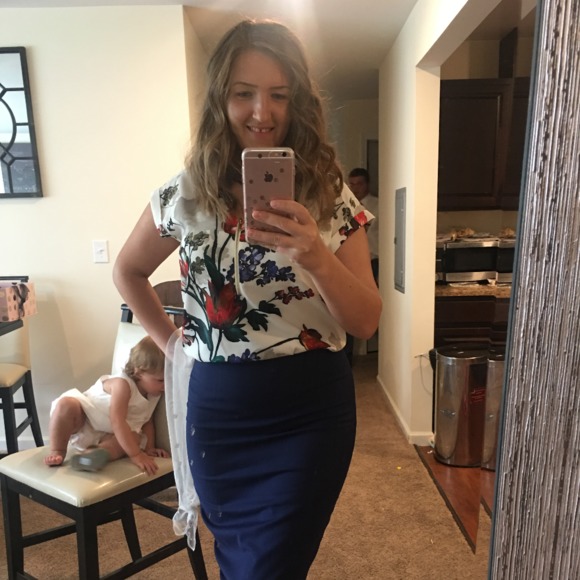 Profile Picture of Inness Holub (@shkoropar1991) on Poshmark