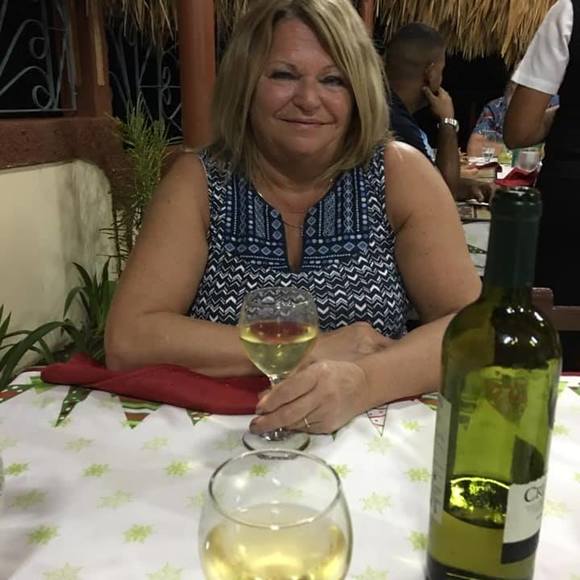 Profile Picture of Dan Laberge (@danlaberge) on Poshmark