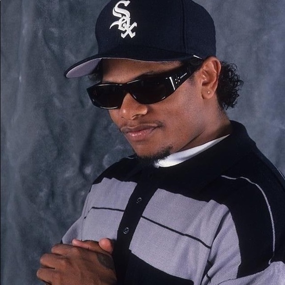 Profile Picture of Carlos Muñoz (@carlos22160) on Poshmark