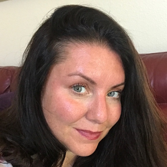 Profile Picture of Korbie Le galloudec (@korbster123) on Poshmark
