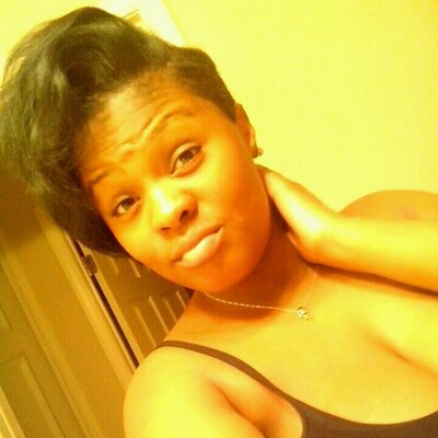 Profile Picture of Amber Zachary (@ad0482d2c2e2412) on Twitter