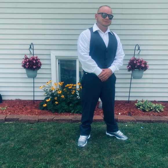 Profile Picture of Eric Gregorie (@ericgregorie) on Poshmark