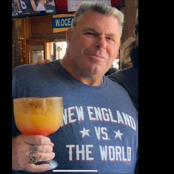 Profile Picture of Paul Tobin (@bugsy7263) on Poshmark