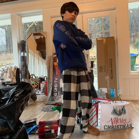 Profile Picture of Tori Piccione (@toripiccione) on Poshmark