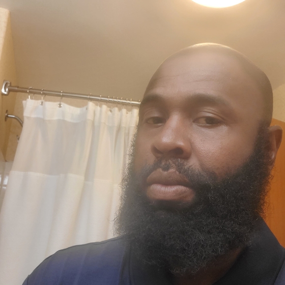 Profile Picture of Jamal Mays (@amaysnj) on Poshmark