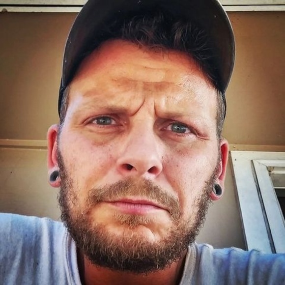Profile Picture of Gage Sandlin (@gagesandlin) on Poshmark