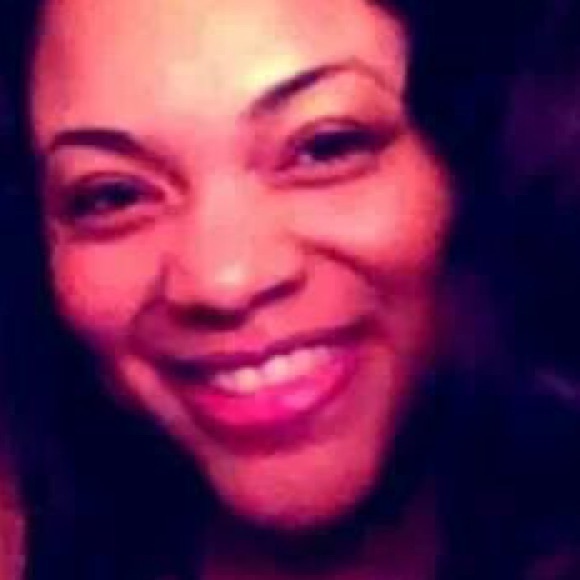 Profile Picture of Amazon Amazon (@amckinney17) on Poshmark