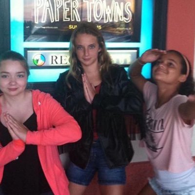 Profile Picture of Rachael (@Ray_Grazer) on Twitter