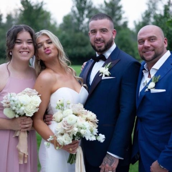 Profile Picture of Matt Fournier (@matt_fournier) on Poshmark