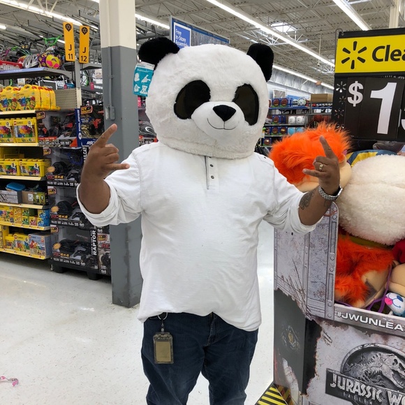 Profile Picture of Darryl Speede (@darryl_speede) on Poshmark