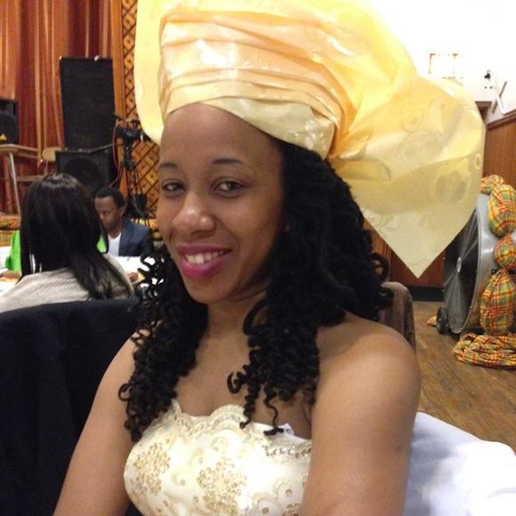 Enna Bellas - Poshmark Profile Picture of Enna Bellas (@candidabellas) on Poshmark