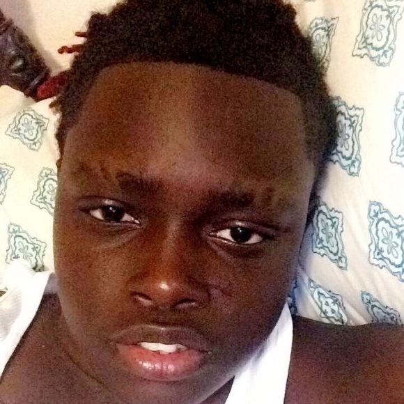 Profile Picture of Jessenia Norman (@blackie3003) on Poshmark