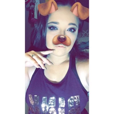 Profile Picture of Michele Wilcox (@shellyyy_Xx) on Twitter