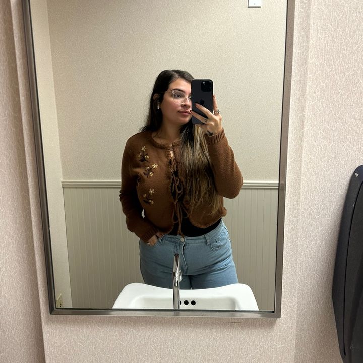 Profile Picture of kristacarrion (@kristacarrion) on Tiktok