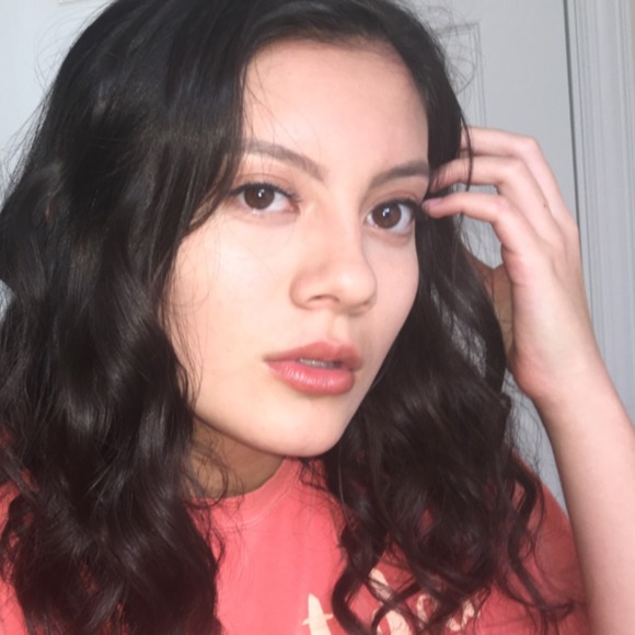 Profile Picture of Jennifer Morehart (@thespicerack) on Poshmark