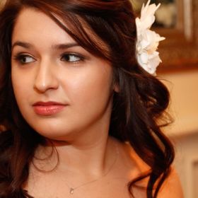 Profile Picture of Toni Riley (@tonitarango) on Pinterest