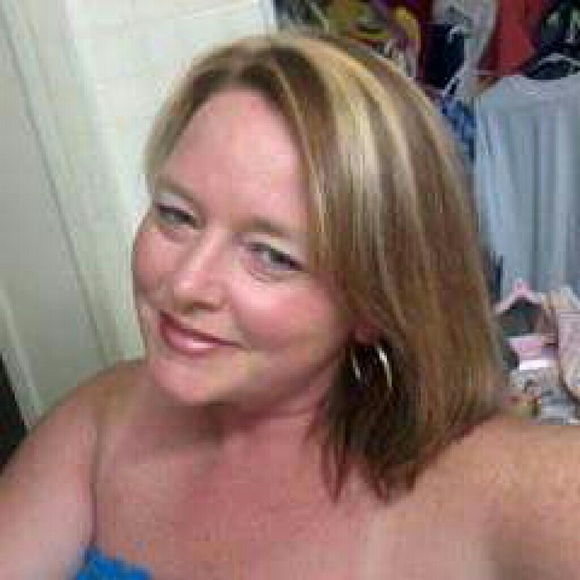 Profile Picture of Krystal Parrish (@kparrish77) on Poshmark