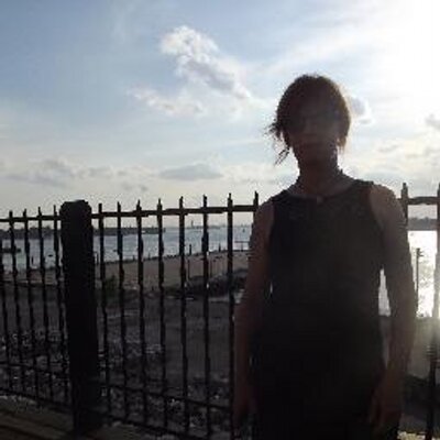 Profile Picture of Kathy Holmes (@KathyHolmes13) on Twitter