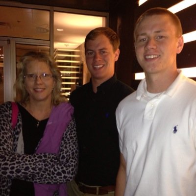 Profile Picture of Mike Schnell (@schnellvt) on Twitter