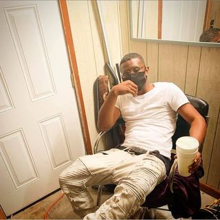 Profile Picture of Leonardo Thibodeaux (@leonardo.thibodeaux.7) on Facebook