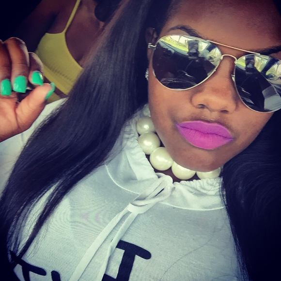 Profile Picture of Jasmine Foreva'davshawns (@jasminecooley89) on Poshmark