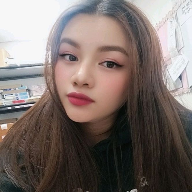 Profile Picture of 🦋 (@julieann.castor) on Tiktok