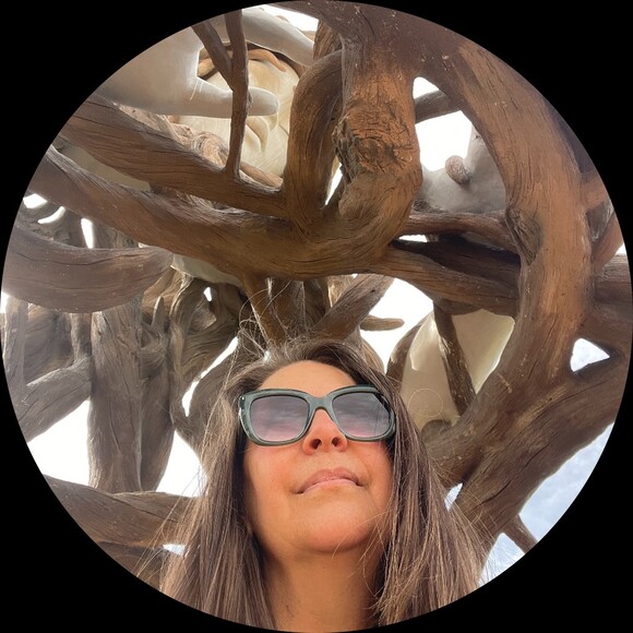 Profile Picture of Jennifer Pfau (@jpeacock8) on Poshmark