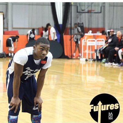Profile Picture of Maurice Doby (@mo_the_baller3) on Twitter