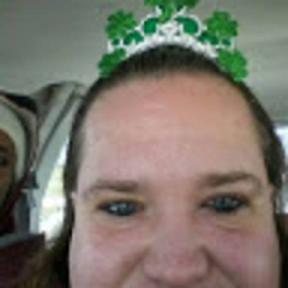 Profile Picture of Julie Berjaoui (@jmclafferty81) on Poshmark