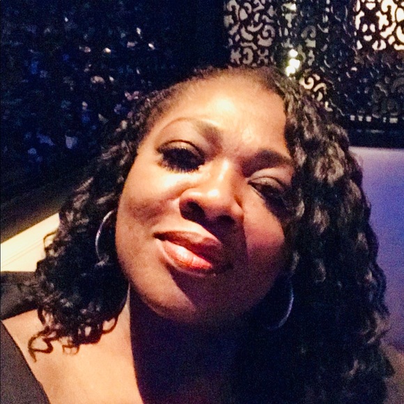 Profile Picture of Funkefunke Oyewole (@funkytops) on Poshmark
