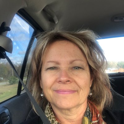 Profile Picture of Debbie Bunnell (@DebbieBunnell4) on Twitter