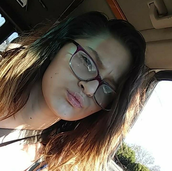 Profile Picture of Megan Lunkwitz (@meganmartin533) on Poshmark