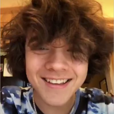 Profile Picture of ENAMORADO 😍_this_is_for_alexander CATA  💚 (@alexander_this) on Twitter