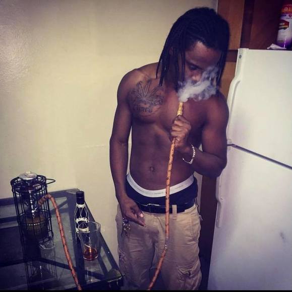 Malona Malona - Poshmark Profile Picture of Malona Malona (@malonamalona) on Poshmark