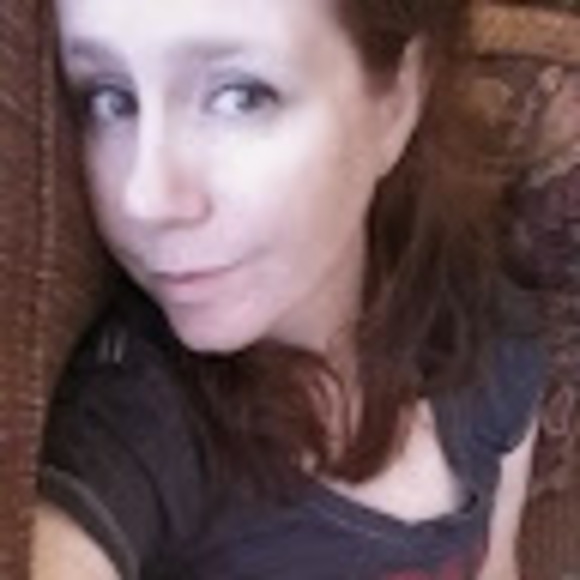 Profile Picture of Pjm Pjm (@pjm_pjm) on Poshmark