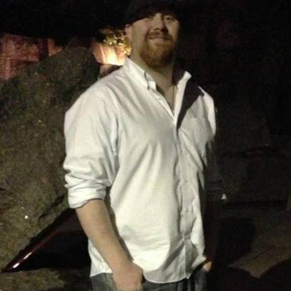 Profile Picture of Adam Reade (@adamreade) on Poshmark