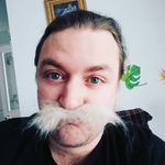 Profile Picture of Alex Pitcher (@zombiebeans) on Instagram