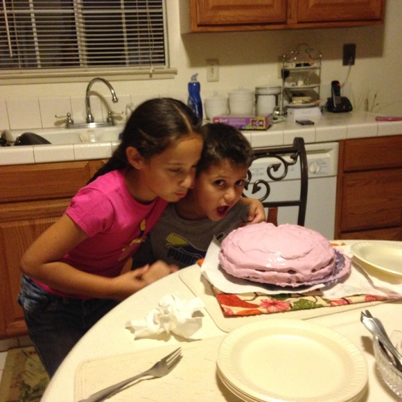 Profile Picture of Brisa Ramirez (@tea4tiara) on Poshmark