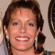 Profile Picture of Robin Bryant (@AzGardenDiva) on Youtube