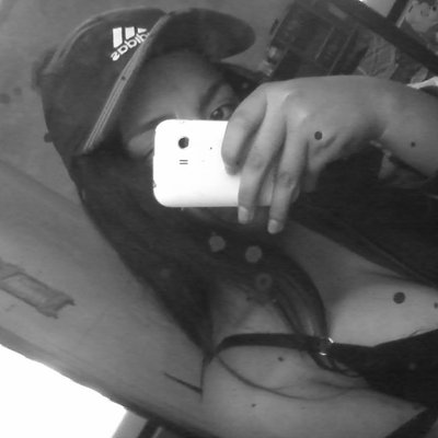 Profile Picture of Vivian Shirley (@854Vivian) on Twitter