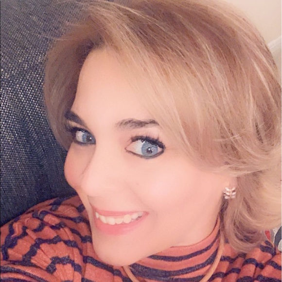 Profile Picture of Gretel González (@gbmedspas) on Poshmark